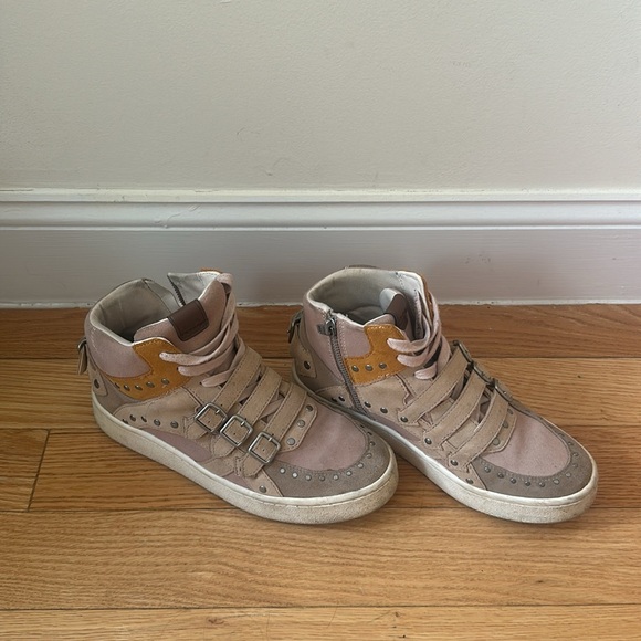 Coach high top sneakers - size 9 women’s - Picture 3 of 4